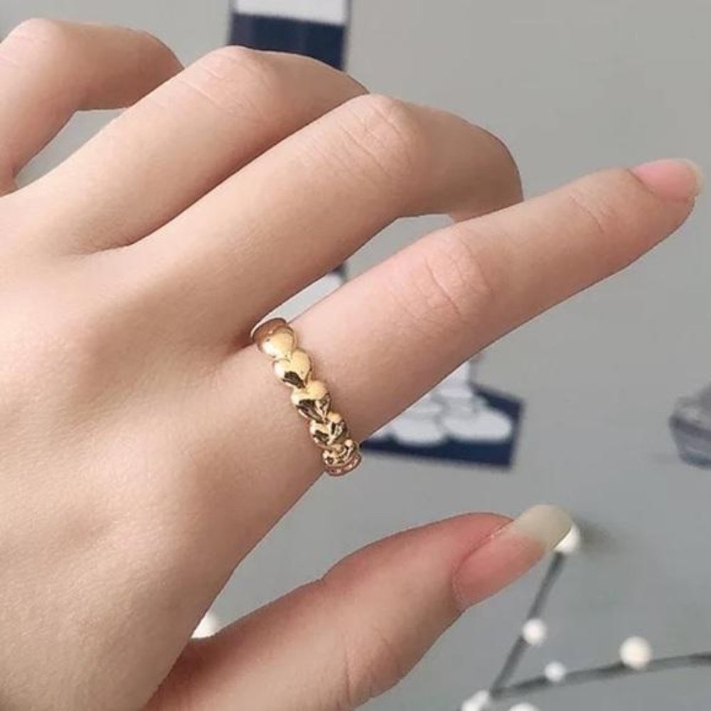 NEW 18K GOLD ADJUSTABLE HEART CONNECTING ADJUSTABLE RING - Picture 1 of 5